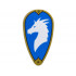 Minifigure, Shield Ovoid with Gold Border and White Dragon Head on Blue Background (Symbol of Bahamut) Pattern: {умерено каменно сив}