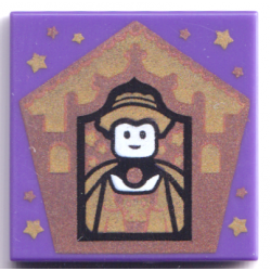 Tile 2 x 2 with HP Chocolate Frog Card Helga Hufflepuff Pattern: {светло виолетов}