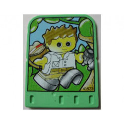 Story Builder Jungle Jam Card with Boy Carrying Hat and Binoculars Pattern: {умерено зелен}