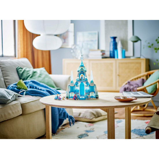 Леденият дворец на Елза – ДИСНИ