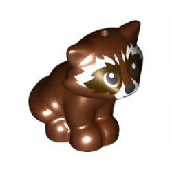 Raccoon, Friends with White Muzzle, Black Nose, Dark Brown Markings on Face Pattern: {червеникаво-кафяв}