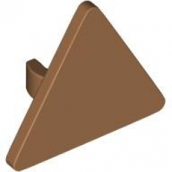 TRIANGULAR  SIGN W. SNAP: {умерен нуга}
