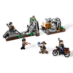 Битка в гробището Чаухила – ИНДИАНА ДЖОУНС