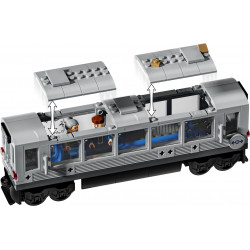 Спайдърмен срещу Док Ок: сцена в метрото – СУПЕР ГЕРОИ МАРВЕЛ