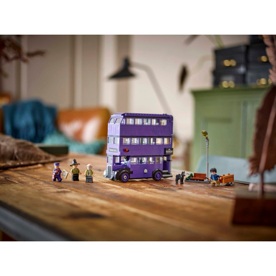 Приключение с автобуса „Среднощния рицар“ – ХАРИ ПОТЪР