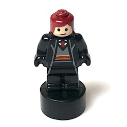 Gryffindor Student Statuette / Trophy #2, Dark Red Hair – ХАРИ ПОТЪР