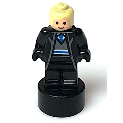 Ravenclaw Student Statuette / Trophy #2, Bright Light Yellow Hair, Light Nougat Face – ХАРИ ПОТЪР