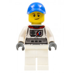 Astronaut with Cap – ГРАДСКИ