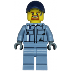 Tow Truck Driver - Male, Sand Blue Mechanic Shirt, Sand Blue Legs, Dark Blue Cap – ГРАДСКИ
