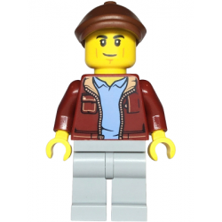 Car Transporter Driver - Male, Dark Red Jacket, Light Bluish Gray Legs, Reddish Brown Flat Cap – ГРАДСКИ