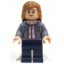 Hermione Granger - Sand Blue Jacket over Bright Pink Hoodie – ДАЙМЕНШЪНС