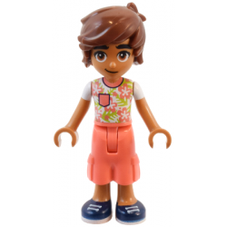 Friends Leo - White Shirt with Coral Flowers, Coral Trousers Cropped Large Pockets, Dark Blue Shoes – ПРИЯТЕЛИ