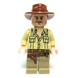 Indiana Jones - Tan Open Collar Shirt, Reddish Brown Fedora, Closed Mouth Lopsided Grin – ИНДИАНА ДЖОУНС