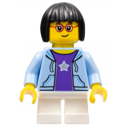 LEGOLAND Park Girl with Black Bob Cut Hair, Bright Light Blue Hooded Sweatshirt Open with Purple Shirt with Silver Star Pattern and White Short Legs – ПАРКОВЕ ЛЕГОЛАНД