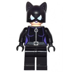Catwoman - Purple Lips – СУПЕР ГЕРОИ