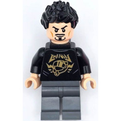 Tony Stark - Black Shirt with Gold Helmet, Pin Holder on Back – СУПЕР ГЕРОИ