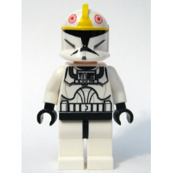 Clone Trooper Pilot (Phase 1) - Yellow Markings, Large Eyes – СТАР УОРС