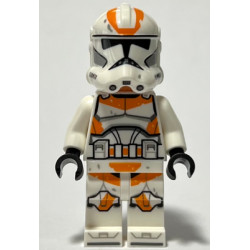 Clone Trooper, 212th Attack Battalion (Phase 2) - White Arms, Dirt Stains, Nougat Head, Helmet with Holes – СТАР УОРС