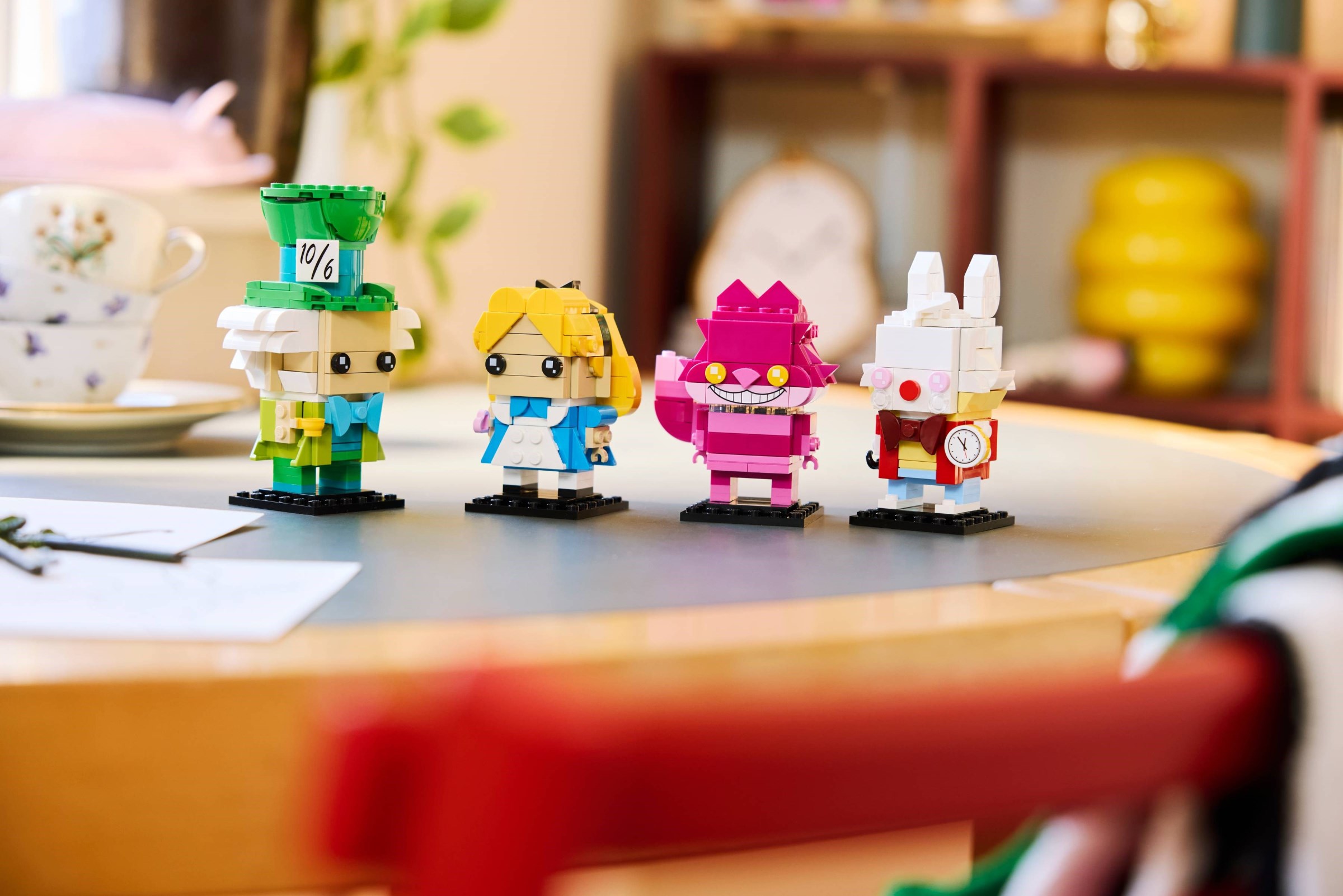 Алиса в страната на чудесата – БРИКХЕДЗ