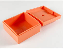 Container, Box 3 1/2 x 3 1/2 x 1 1/3 with Hinged Lid: {ярко червеникаво-оранжев}