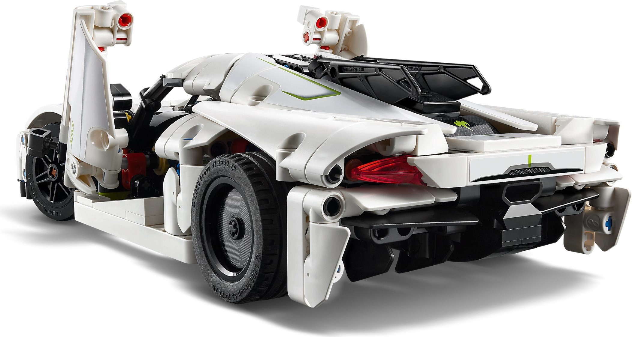 Koenigsegg Jesko Absolut White Hypercar – ТЕХНИК