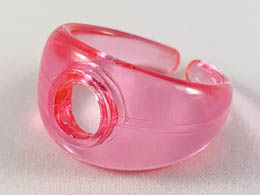 Clikits Ring, Wide Band with Hole in Top, Fits Child's Finger: {прозрачно ярко пурпурен}