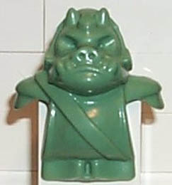 Minifigure, Head Modified SW Gamorrean with Armor Plain: {пясъчно зелен}