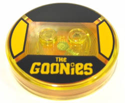 Dimensions Toy Tag 4 x 4 x 2/3 with 2 Studs for Sloth #74 with 'THE GOONIES' Pattern: {прозрачно жълт}