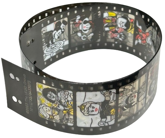 Plastic Filmstrip / Roll with Black Frames and 20 Disney Film Images Pattern: {мултикомбинация}