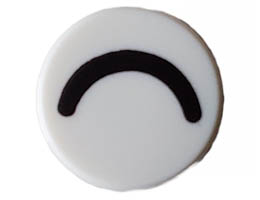 Tile, Round 1 x 1 with Black Eye Closed (Thin Curved Line) Pattern: {бял}