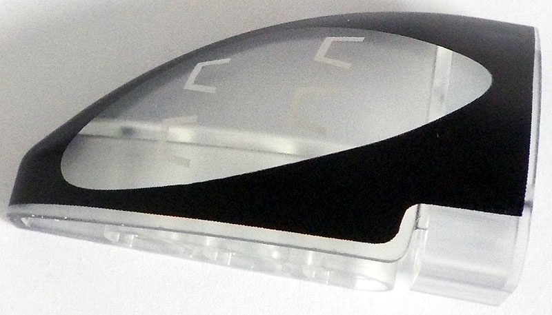 Technic, Panel Curved 5 x 3 x 2 Corner Quarter Ellipse, Right with Black and Silver Porsche GT4 e-Performance Headlight Pattern: {прозрачен}