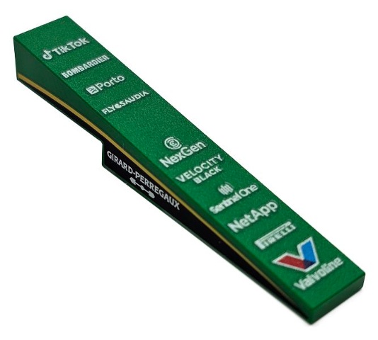 Slope 10 6 x 1 with Black and Yellow Curve with White 'GIRARD-PERREGAUX' on Side, Red and Blue 'Valvoline', 'TikTok', 'BOMBARDIER', 'Porto', 'Fly-Saudia', 'NexGen', 'VELOCITY BLACK', 'Sentinel One' 'NetApp' and 'PIRELLI' Logos Pattern: {тъмно зелен}