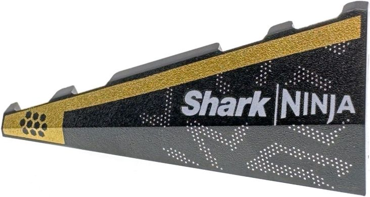 Wedge 5 x 2 Right with White 'Shark' and 'NINJA' Logos, Silver Dots and Gold Stripe Pattern: {черен}