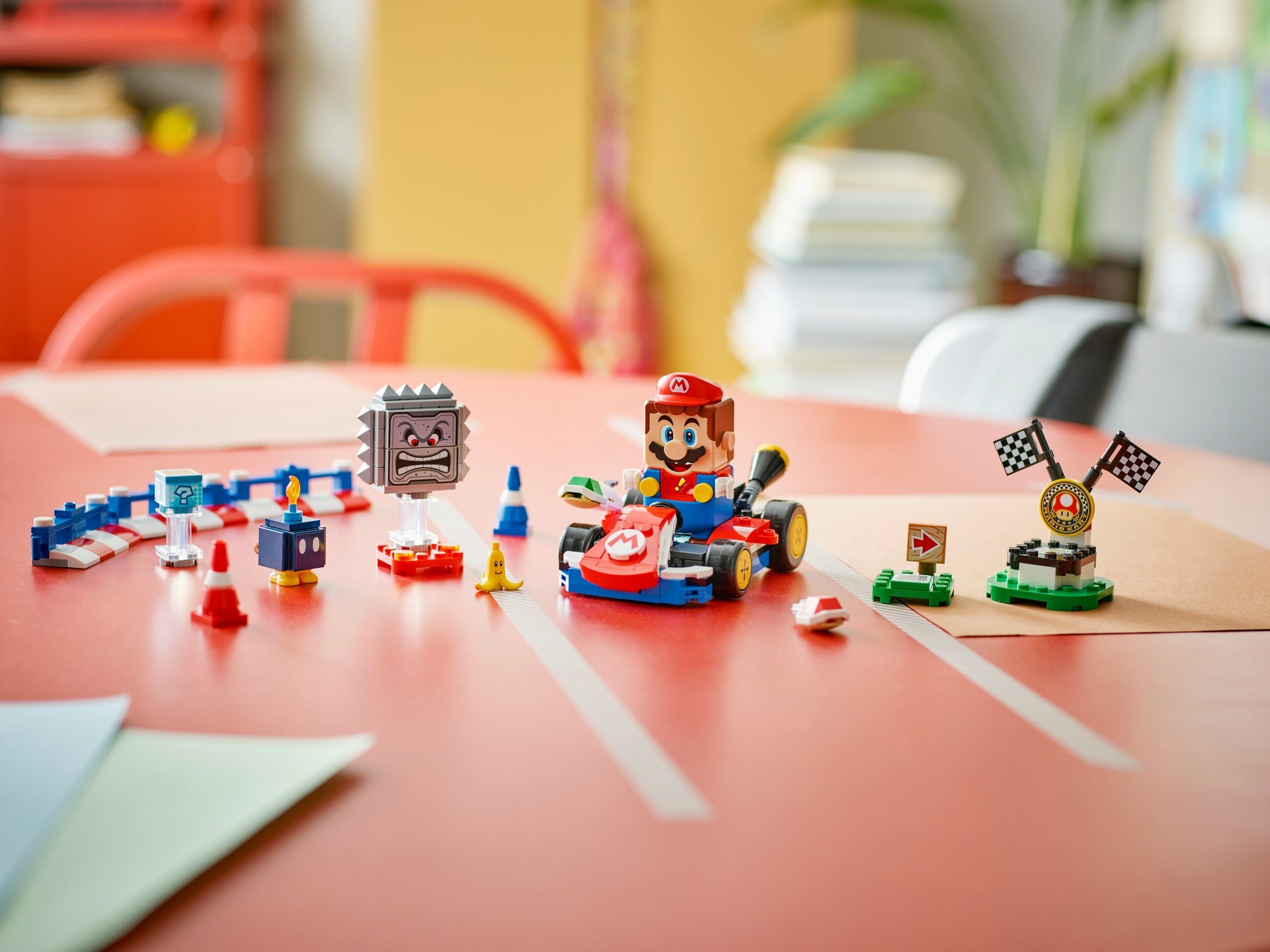 Mario Kart™ – Интерактивна фигура LEGO® Mario™ и Standard Kart – СУПЕР МАРИО