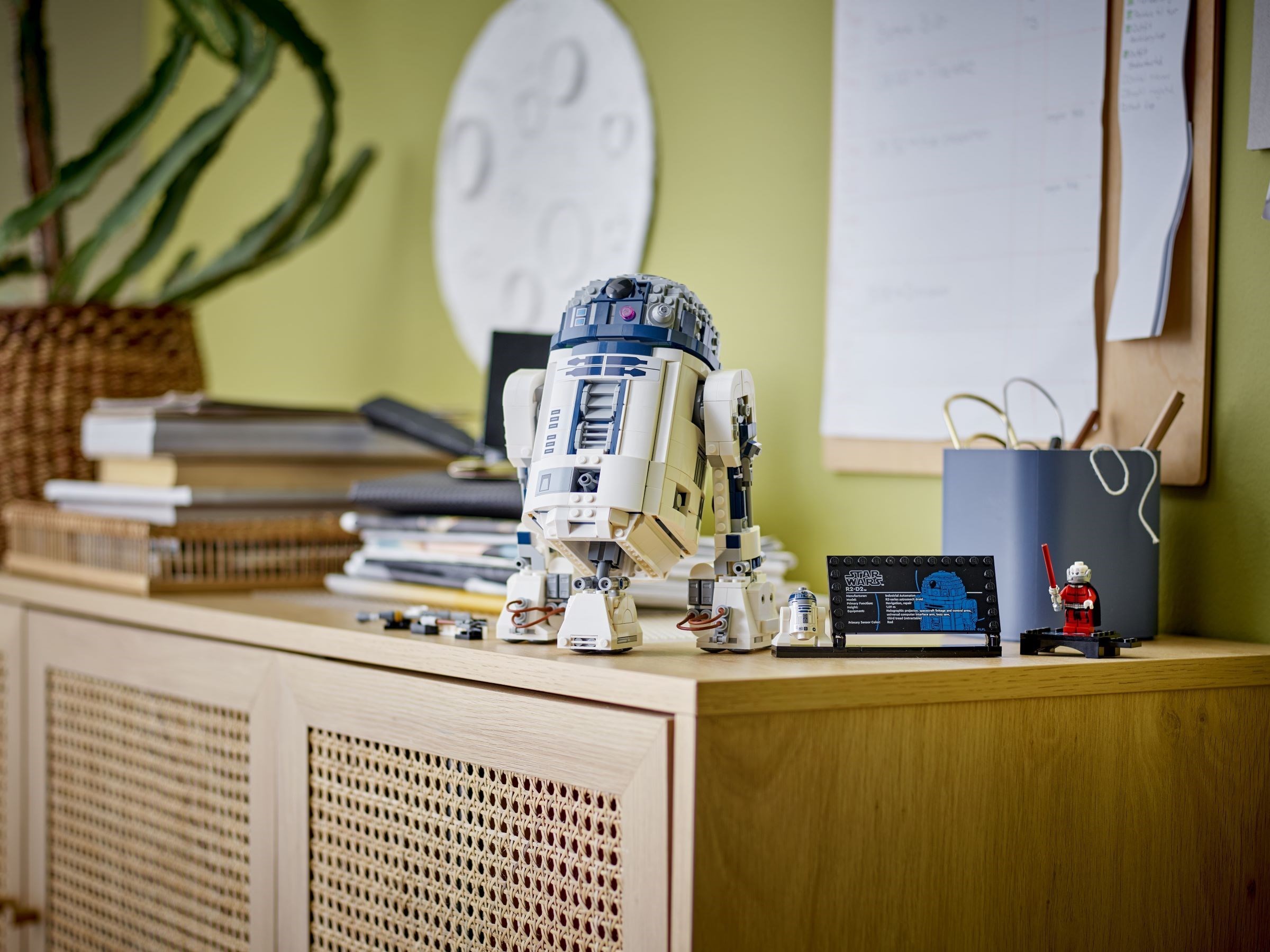 R2-D2 – СТАР УОРС
