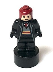 Gryffindor Student Statuette / Trophy #2, Dark Red Hair – ХАРИ ПОТЪР