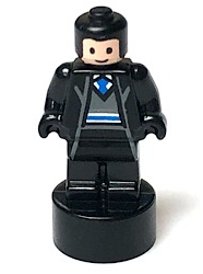 Ravenclaw Student Statuette / Trophy #1, Black Hair, Light Nougat Face – ХАРИ ПОТЪР
