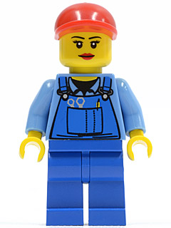 Overalls with Tools in Pocket Blue, Red Short Bill Cap, Eyelashes and Red Lips – ГРАДСКИ