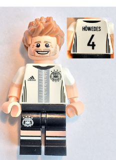 Benedikt Höwedes, Deutscher Fussball-Bund / DFB (Minifigure Only without Stand and Accessories) – КОЛЕКЦИОНЕРСКИ МИНИФИГУРКИ