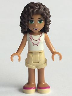 Friends Andrea - Tan Shorts, White Top with Necklace with Music Notes – ПРИЯТЕЛИ