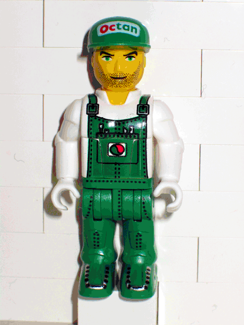 Mechanic in Green Overalls with Octan Pattern – ЗА ДЖУНИЪРИ