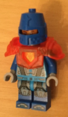 Royal Soldier / King's Guard - Blue Helmet with Eye Slit, Trans-Neon Orange Armor, Clip on Back – НЕКСО РИЦАРИ