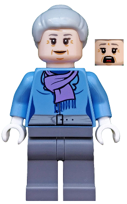 Aunt May - Medium Lavender Scarf – СУПЕР ГЕРОИ