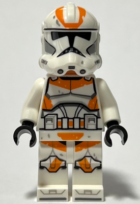 Clone Trooper, 212th Attack Battalion (Phase 2) - White Arms, Dirt Stains, Nougat Head, Helmet with Holes – СТАР УОРС