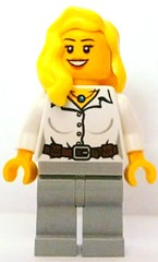 LEGO Brand Store Female, Pharaoh's Quest Blouse with Buttons, Belt and Necklace Pattern (no specific back printing) {Leeds} – МАРКА ЛЕГО
